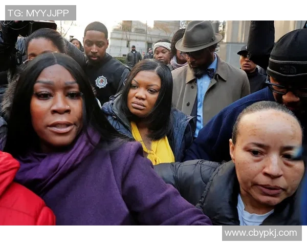 法国黑人球星在世界足球舞台上的辉煌历程与荣耀时刻